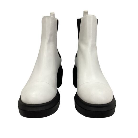 Stuart Weitzman Norah Chelsea Bootie White Size 8.5 C  Leather Platform Lug Sole - Picture 4 of 16